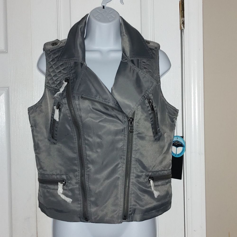 Anorak gray waterproof multi zipper vest  Sz S  NWT